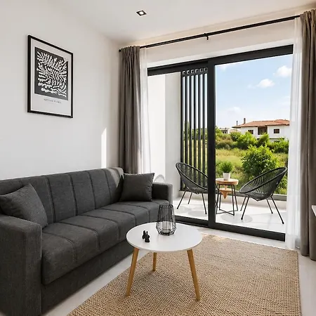 Heart Of Kallithea Pool Maisonette *